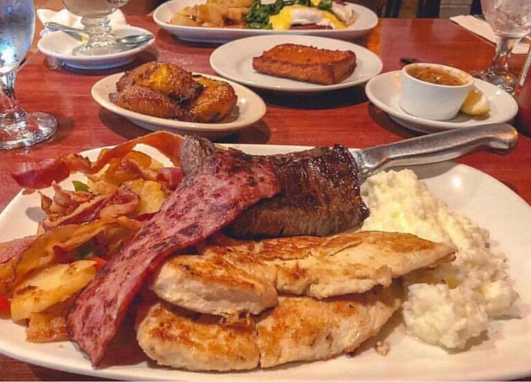 Tierra Colombiana Breakfast 768x553